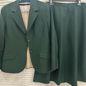 Breckenridge Women's Green Blazer and Skirt Set